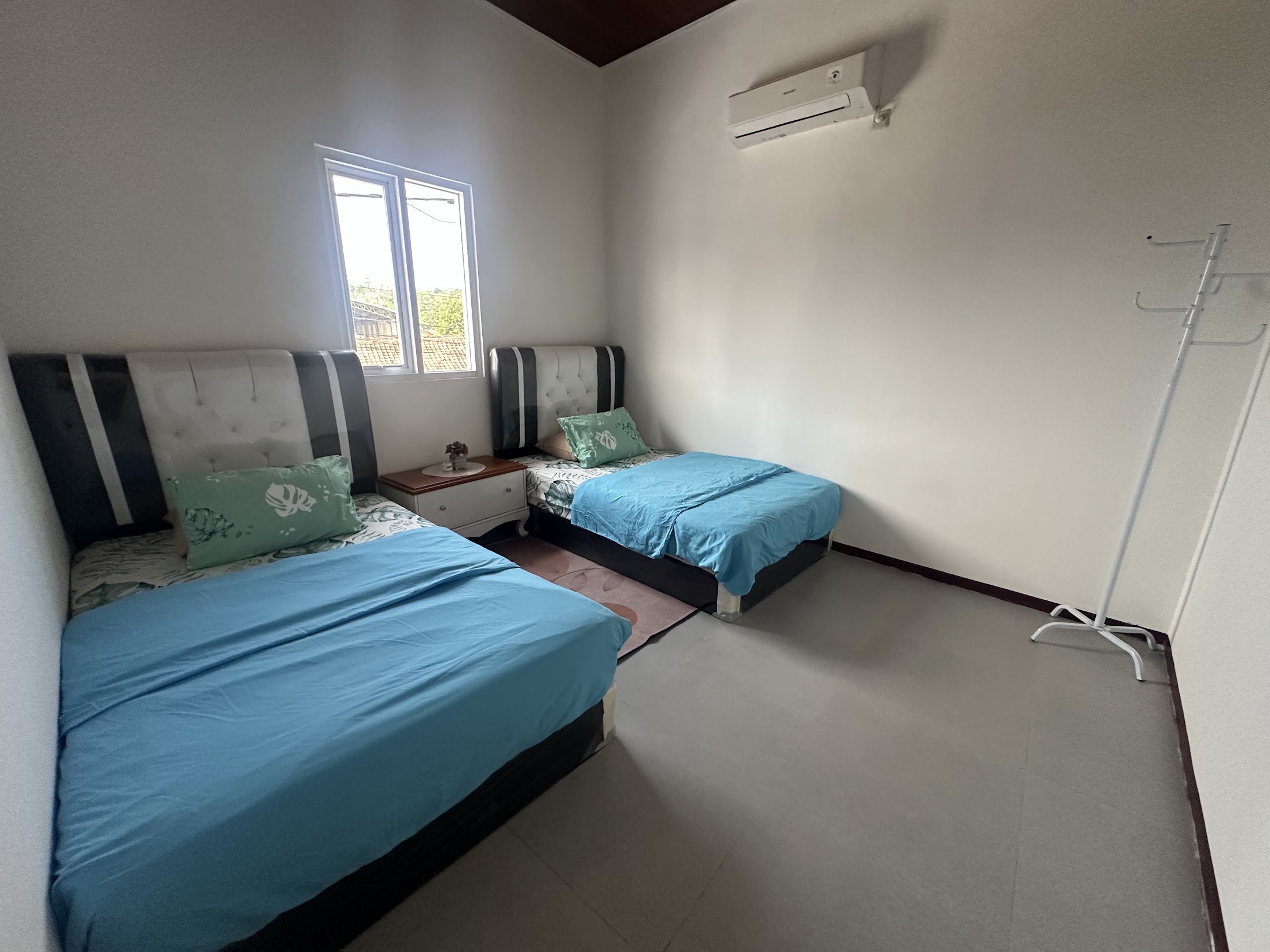 Family and Friends Room